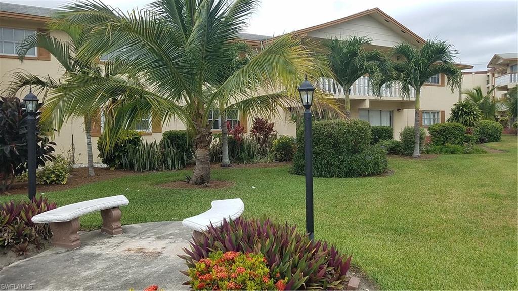 WINDSOR WEST - Residential