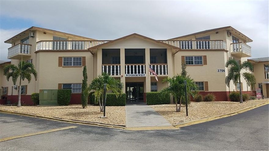 Here is your opportunity to own your piece of paradise for less than the cost of most rents at unbelievable low price! Located just minutes to downtown Fort Myers, a walking distance to shopping malls, parks, restaurants, public transportation and all the best Fort Myers has to offer. Easy access to US 41 and I-75. Featuring a desirable open floor plan. This 3rd floor condo with elevator access feels much larger than its 962 sqft. Sliders lead to balcony off of main living area. The community features a beautiful resort-like garden courtyard and a pool for the residents use. Low Condo Fee. This condo would also make a perfect vacation getaway or investment property, or just move in call it your own home! This one is a must see! Schedule your showing today, it won't last long at this value!