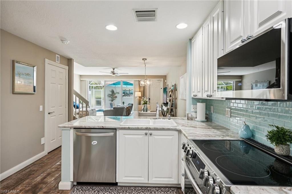 VILLAGE WALK OF BONITA SPRINGS - Residential