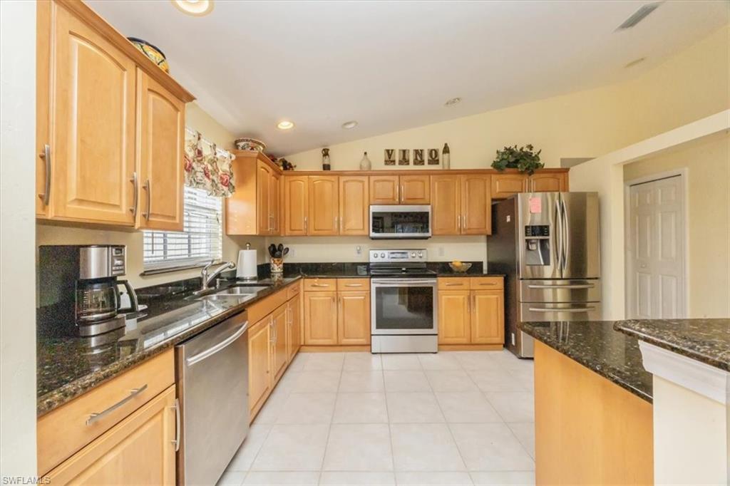 RIVIERA GOLF ESTATES - Residential