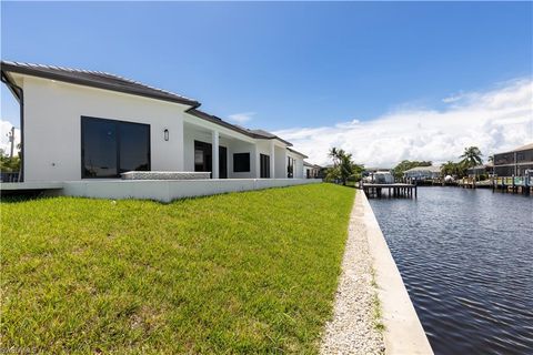 A home in MARCO ISLAND