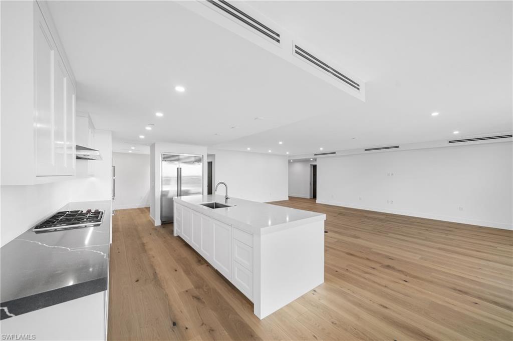 KALEA BAY TOWER 400 - Residential