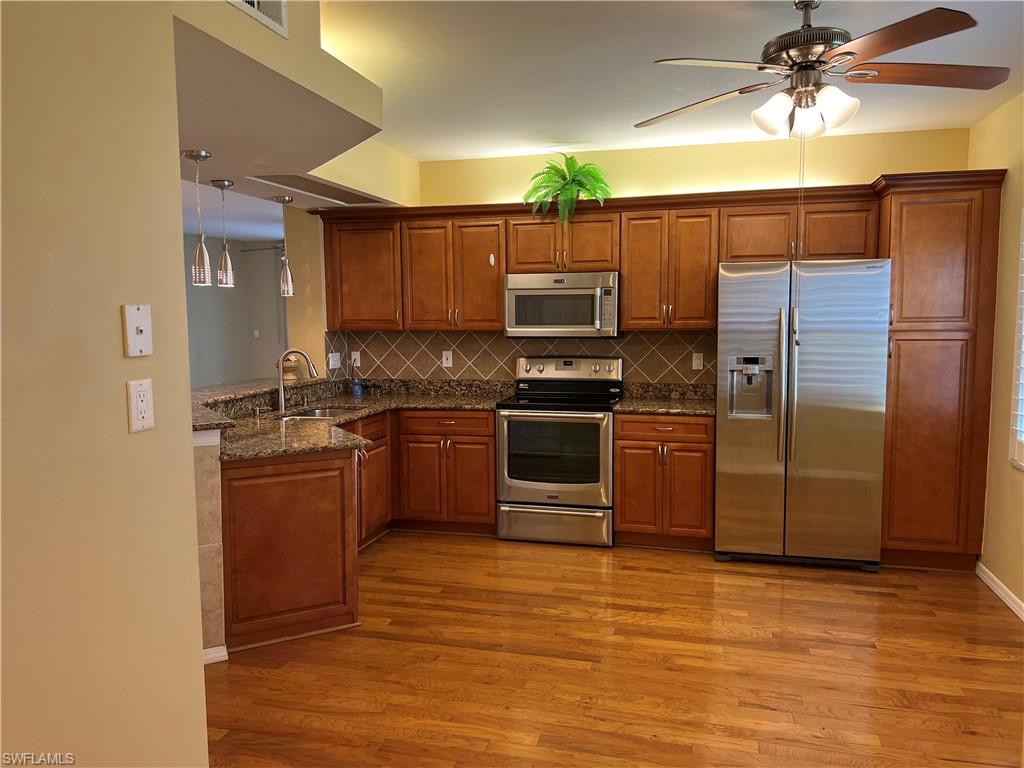 PIPERS GROVE - Residential