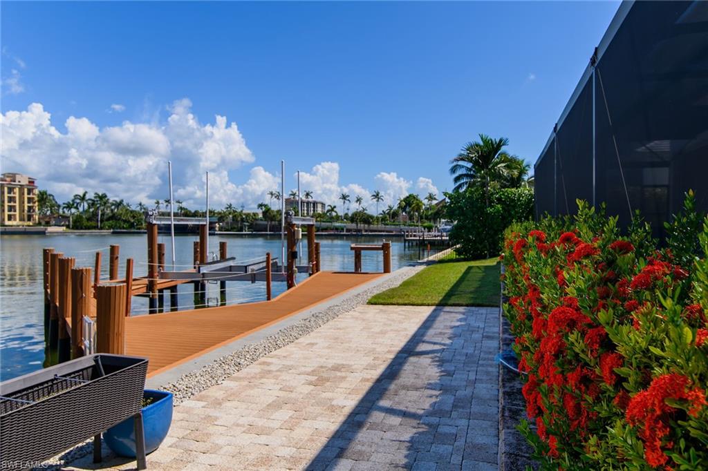 MARCO ISLAND - Residential