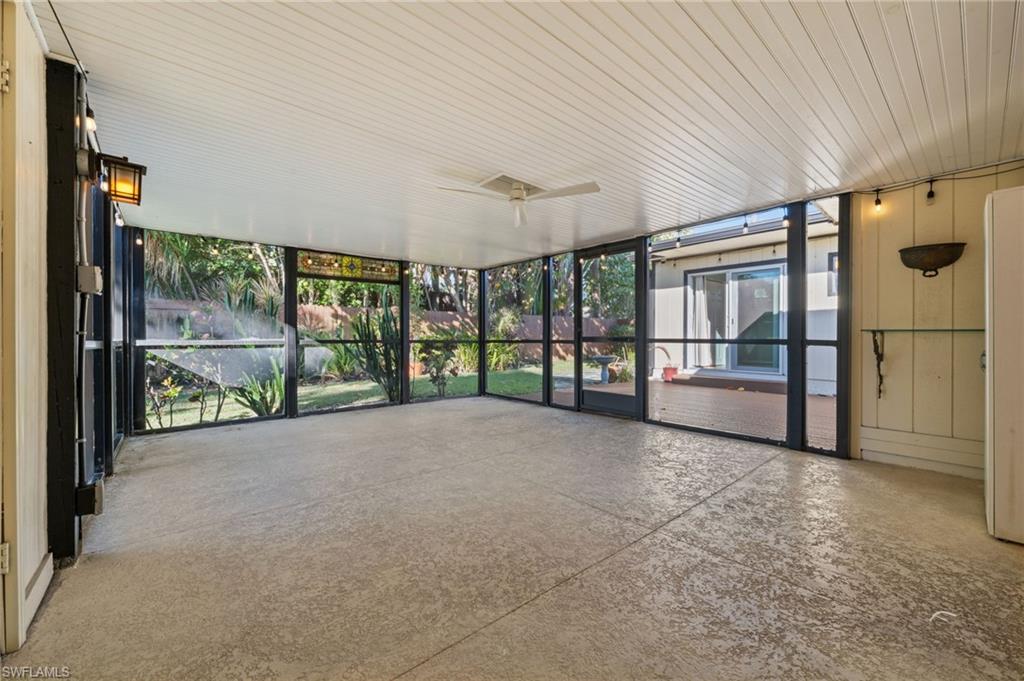 LAKE PARK - Residential