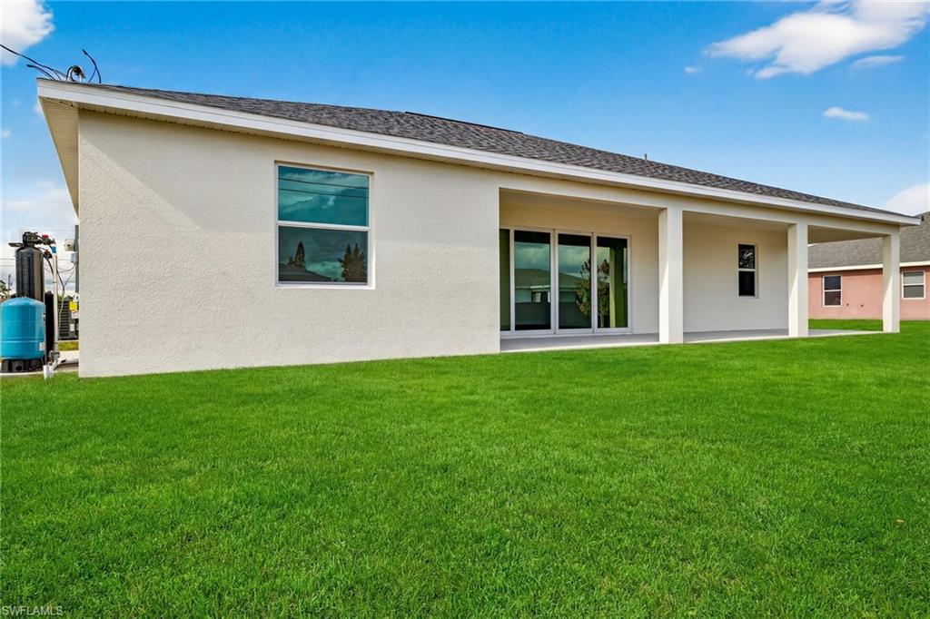 CAPE CORAL - Residential