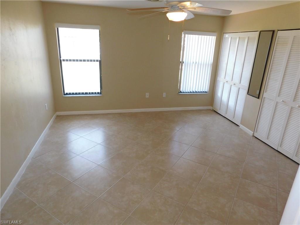 SAN CARLOS PARK - Residential