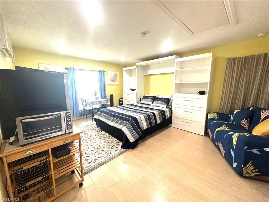 NAPLES PARK - Residential Lease