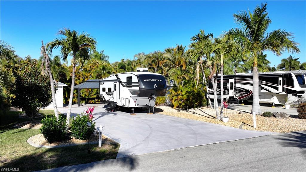 CYPRESS WOODS RV RESORT - Land