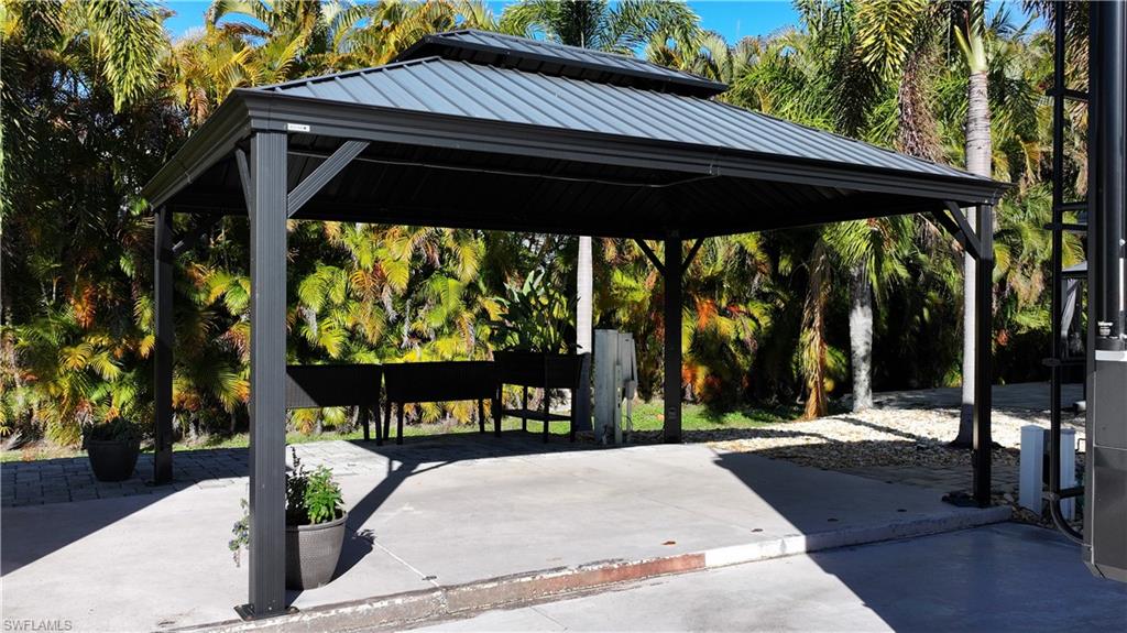 CYPRESS WOODS RV RESORT - Land