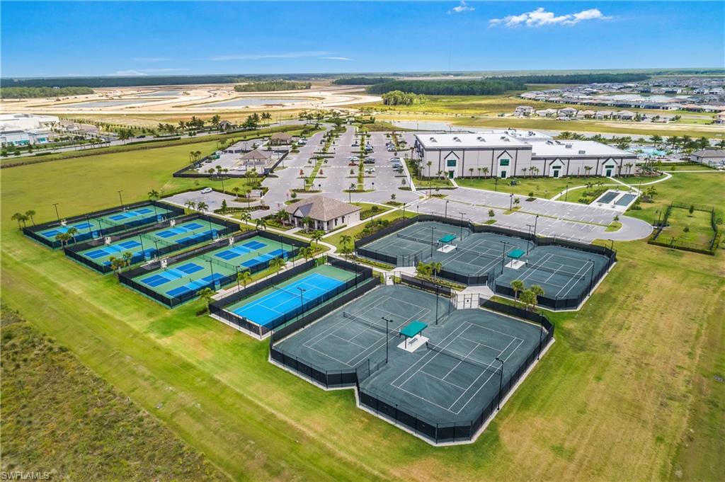 VERDANA VILLAGE - Residential