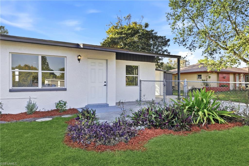 LEHIGH ACRES - Residential