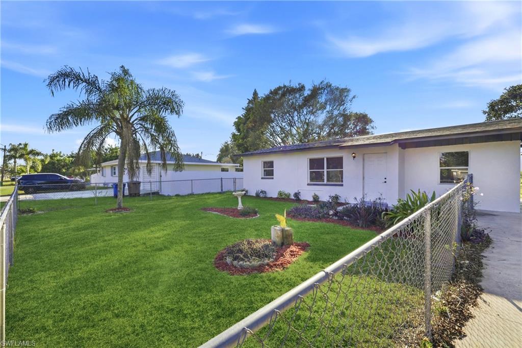 LEHIGH ACRES - Residential