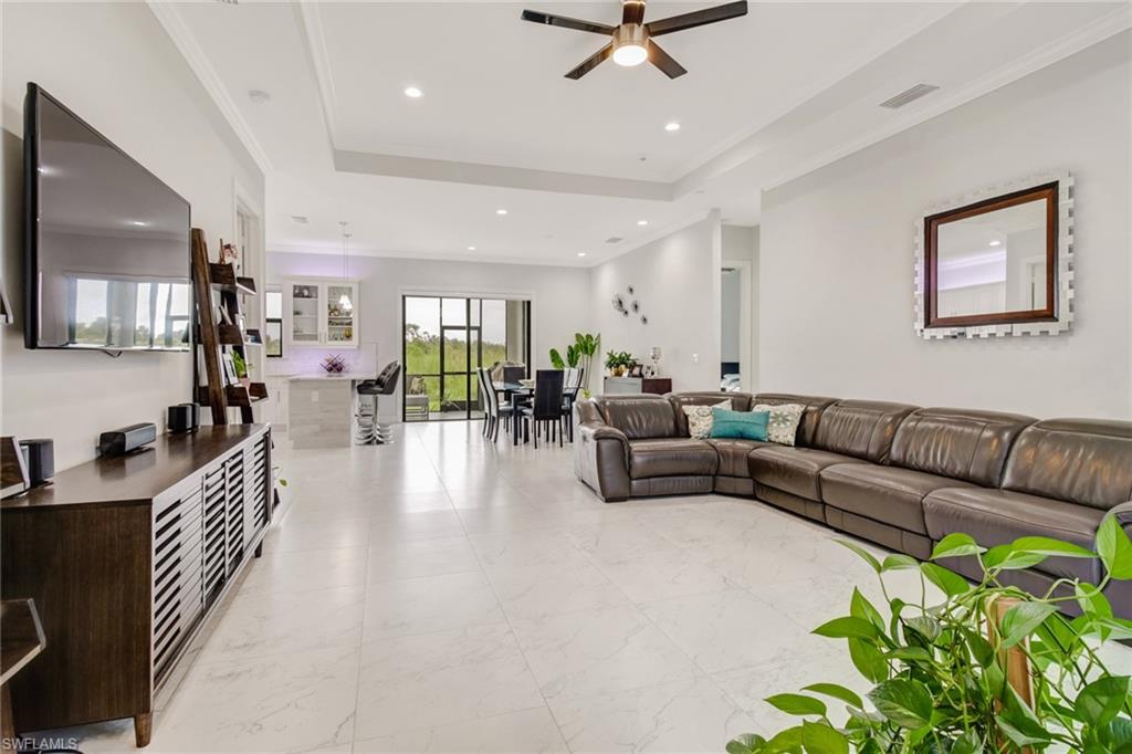 GOLDEN GATE ESTATES - Residential