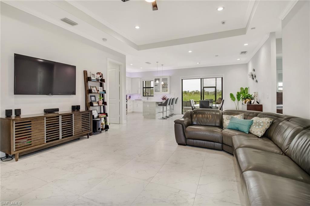 GOLDEN GATE ESTATES - Residential