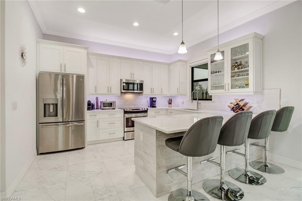 GOLDEN GATE ESTATES - Residential