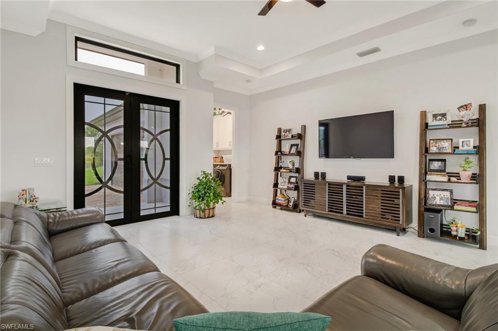 GOLDEN GATE ESTATES - Residential