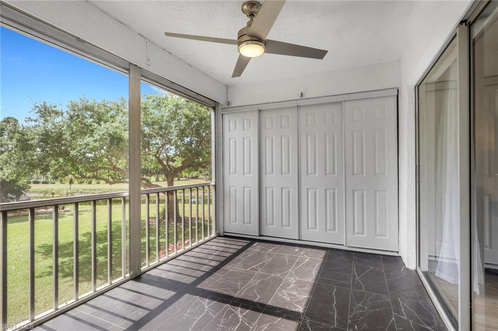 COUNTRY CLUB MANOR - Residential