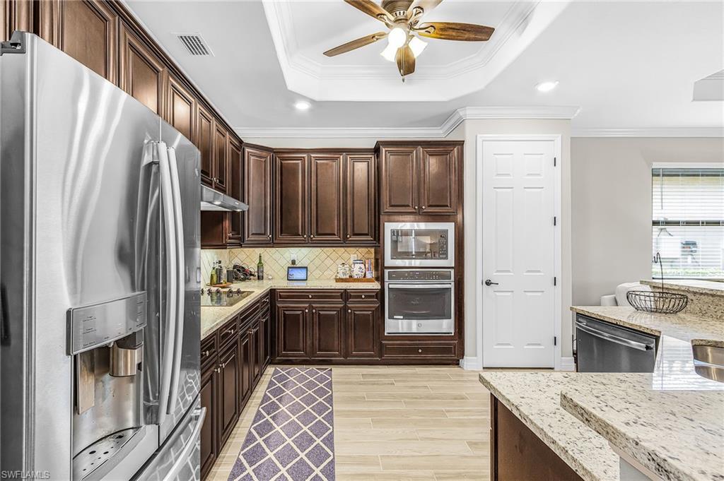 BONITA NATIONAL GOLF AND COUNTRY CLUB - Residential