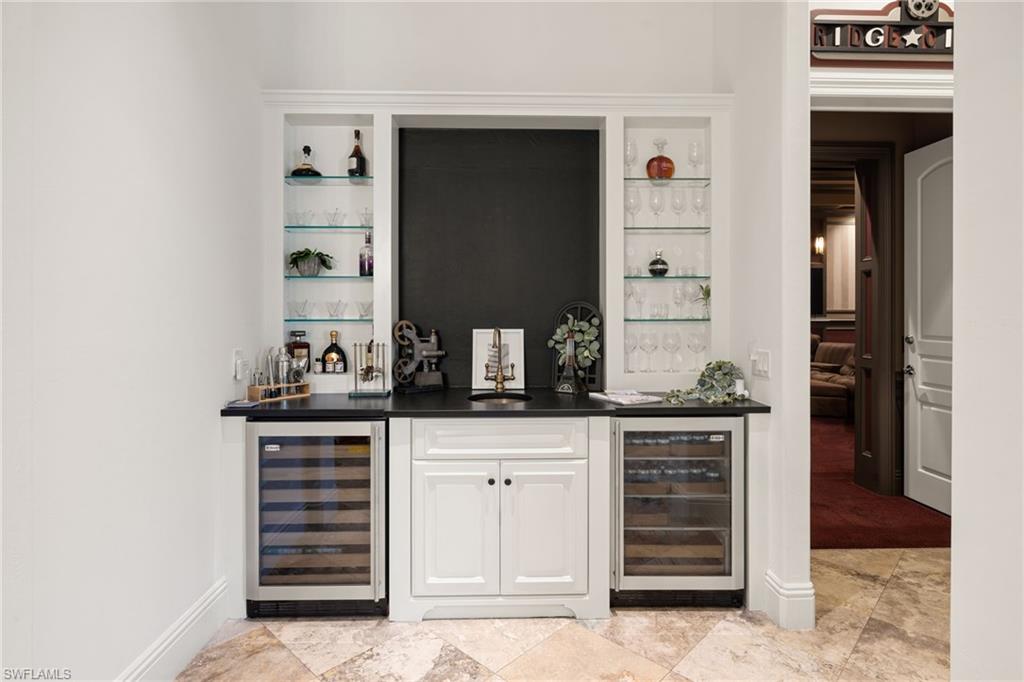 PINE RIDGE - Residential