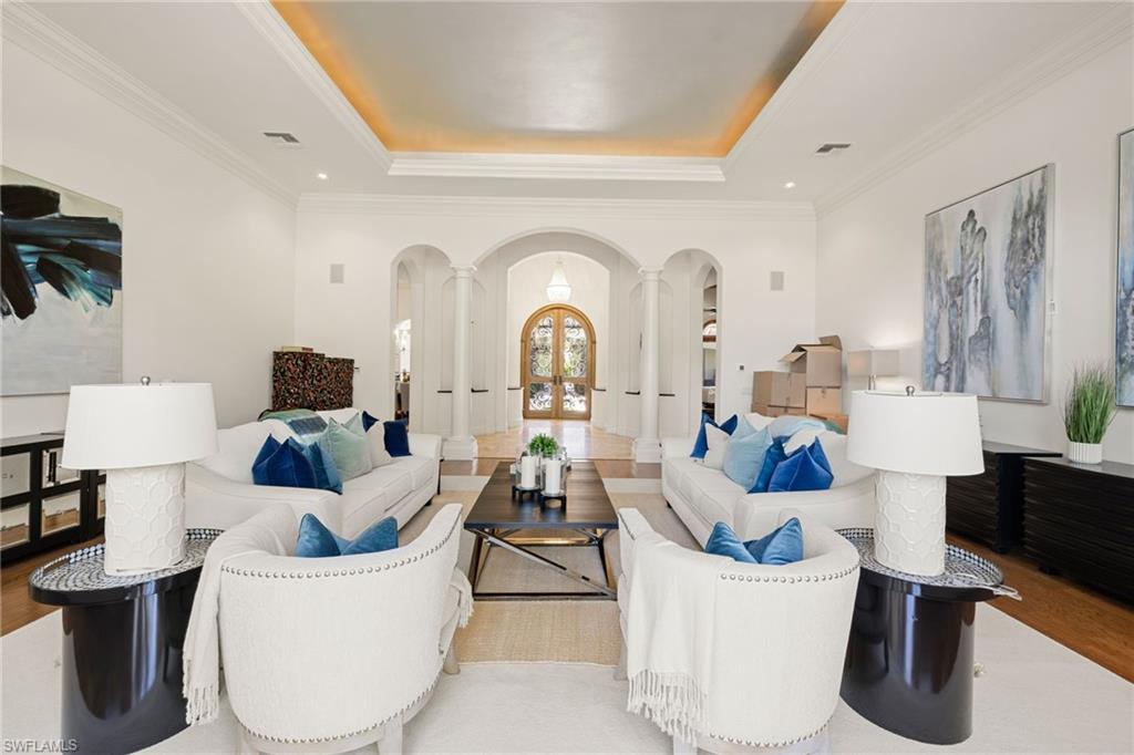 PINE RIDGE - Residential