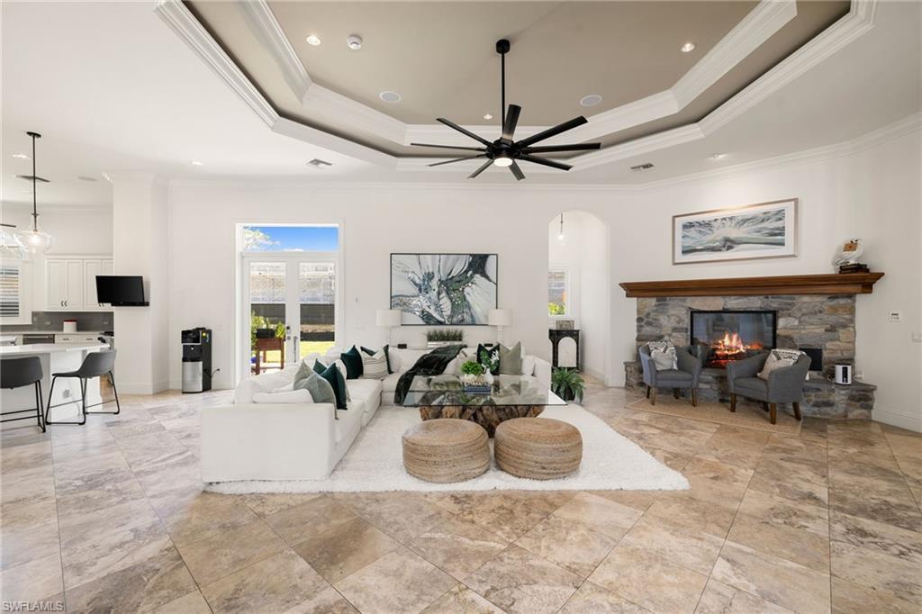 PINE RIDGE - Residential