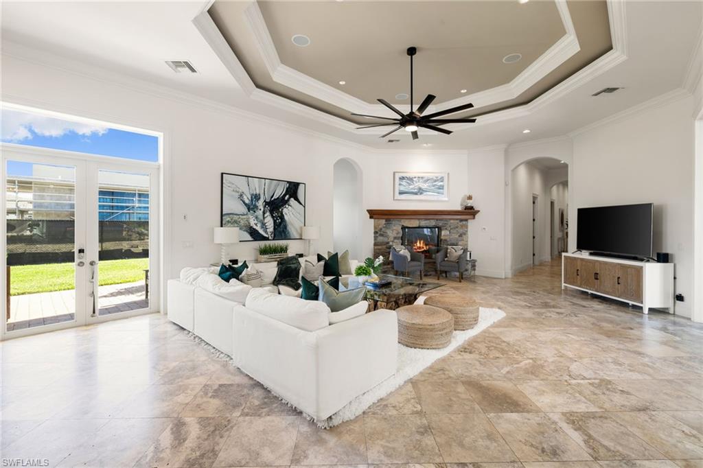 PINE RIDGE - Residential