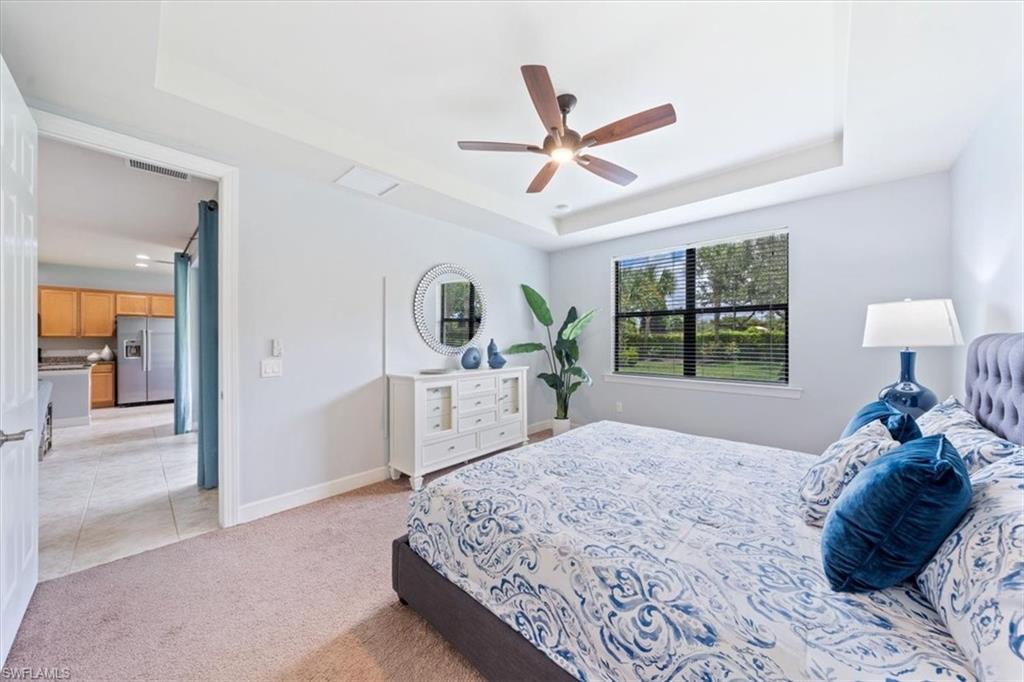 CAMDEN LAKES - Residential