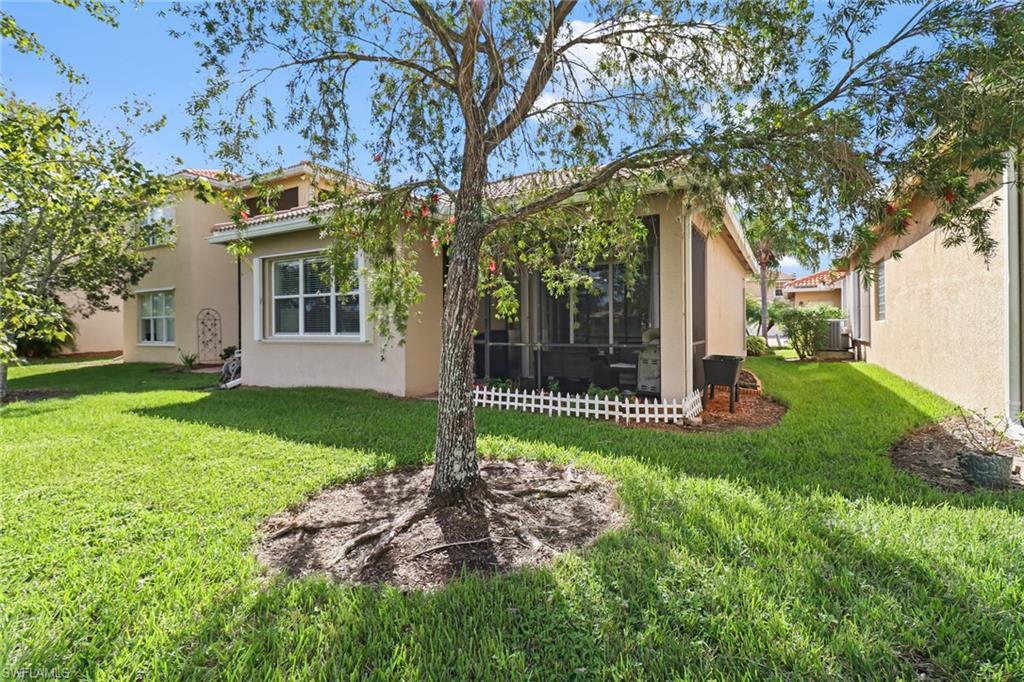 BOTANICA LAKES - Residential