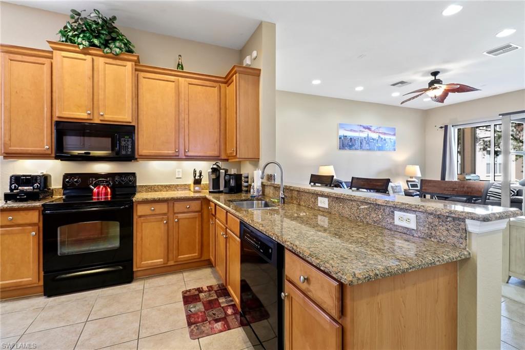 BOTANICA LAKES - Residential