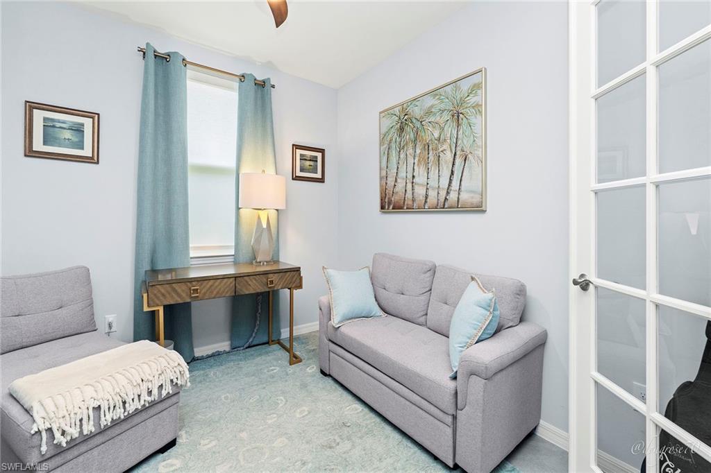 CORAL HARBOR - Residential