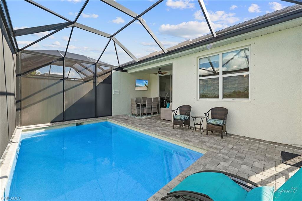 CORAL HARBOR - Residential