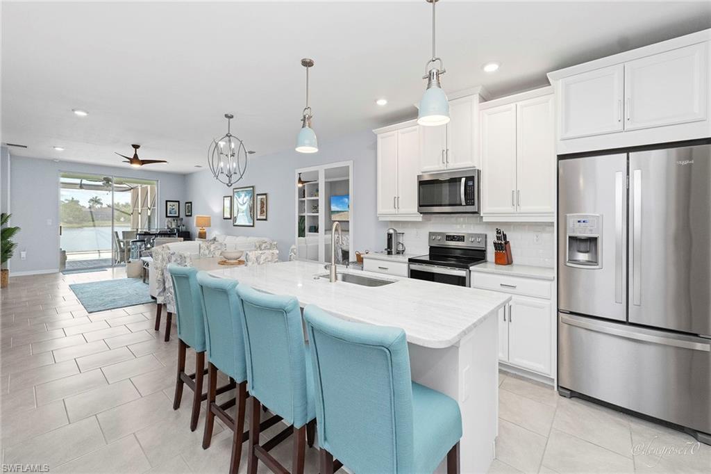 CORAL HARBOR - Residential