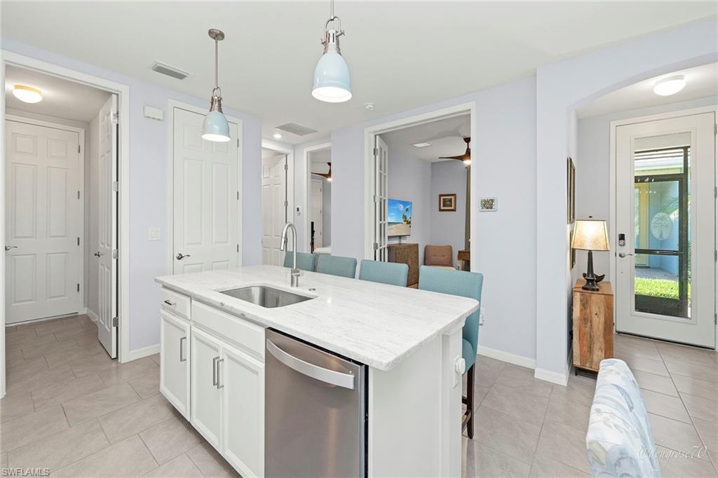 CORAL HARBOR - Residential