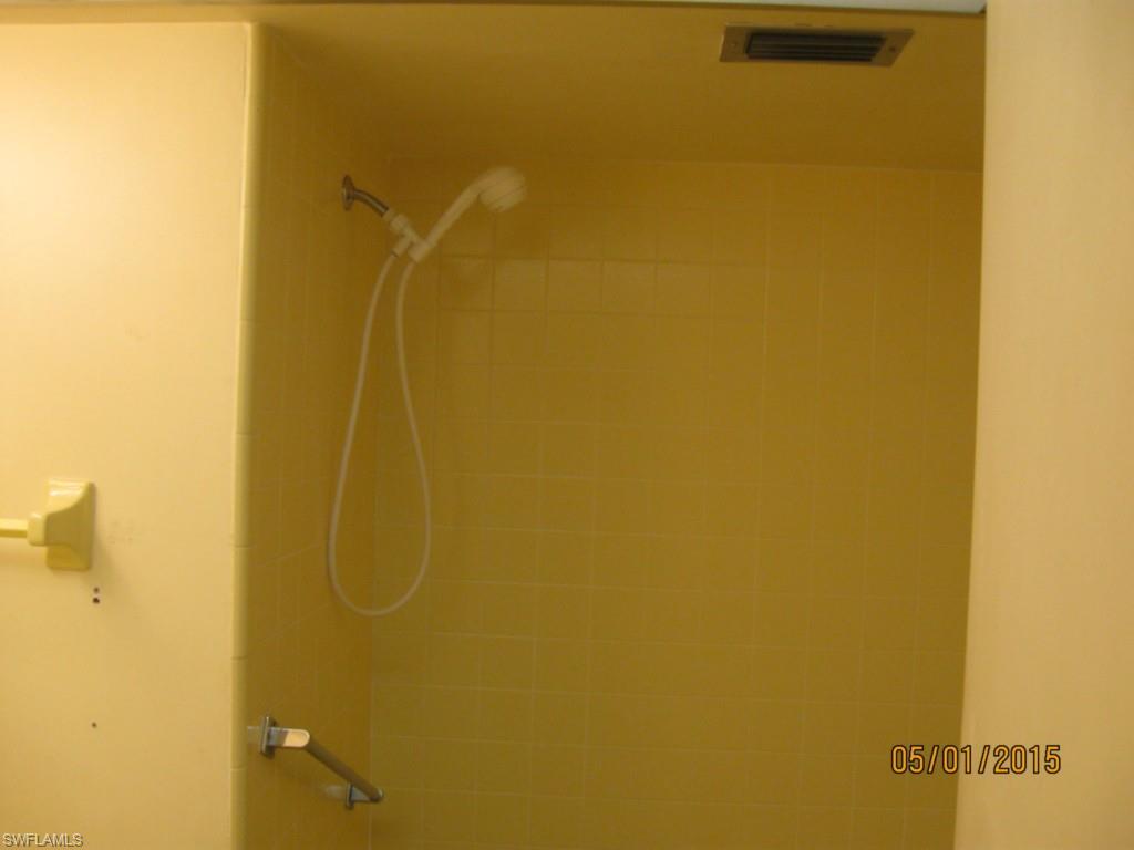 WHISKEY CREEK VILLAGE GREEN - Residential