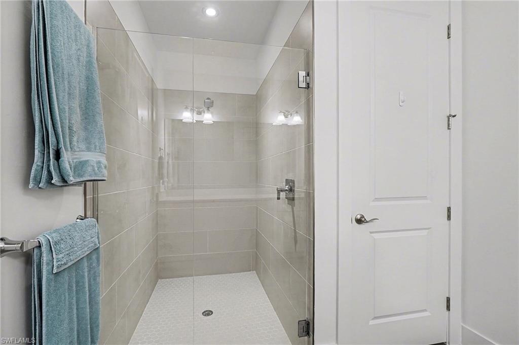 REGENCY - Residential