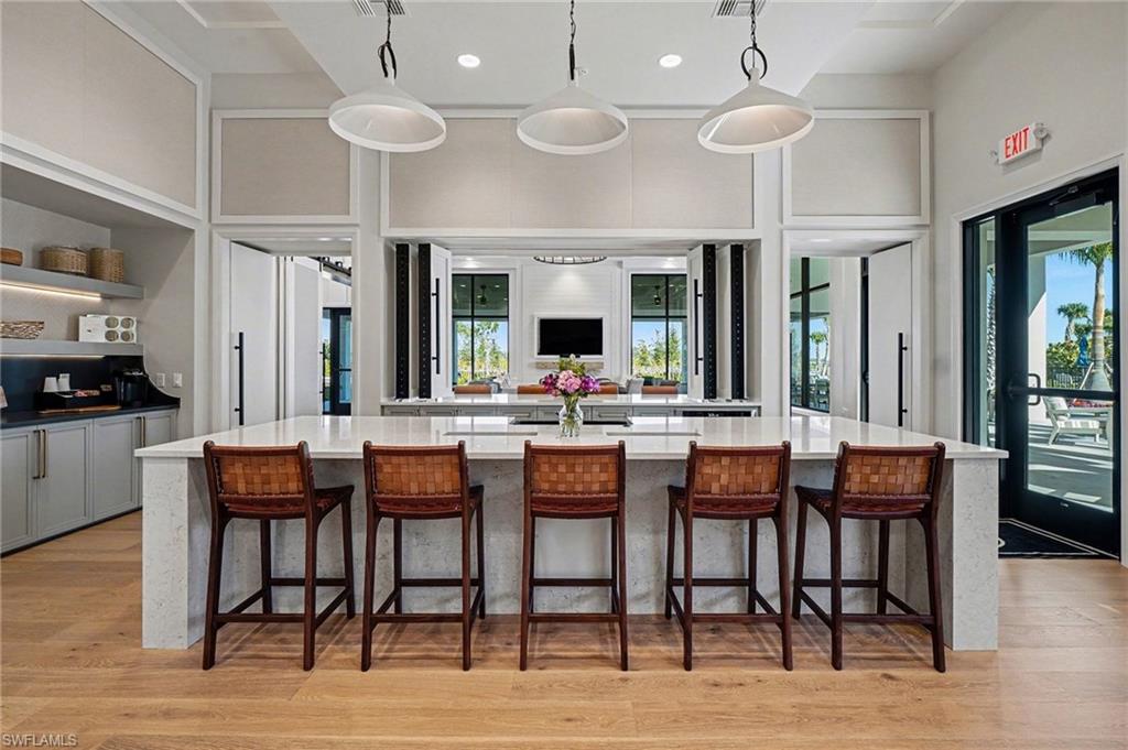 REGENCY - Residential