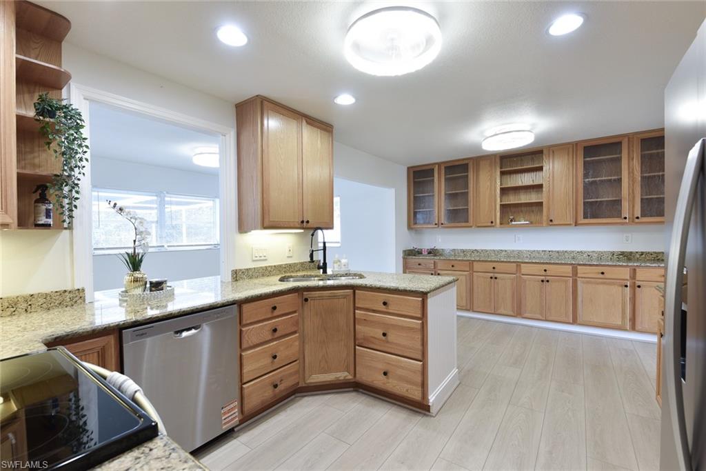 PALM CITY PARK - Residential