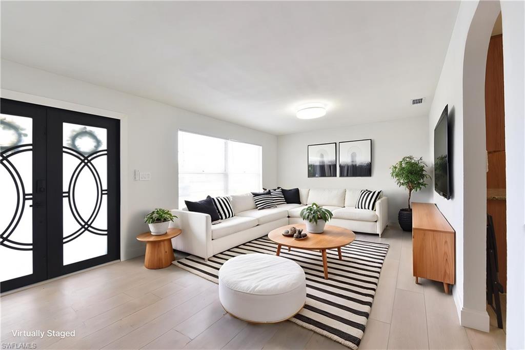 PALM CITY PARK - Residential