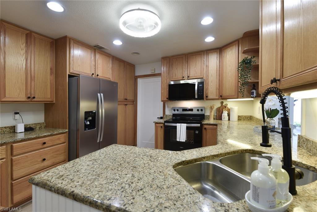 PALM CITY PARK - Residential