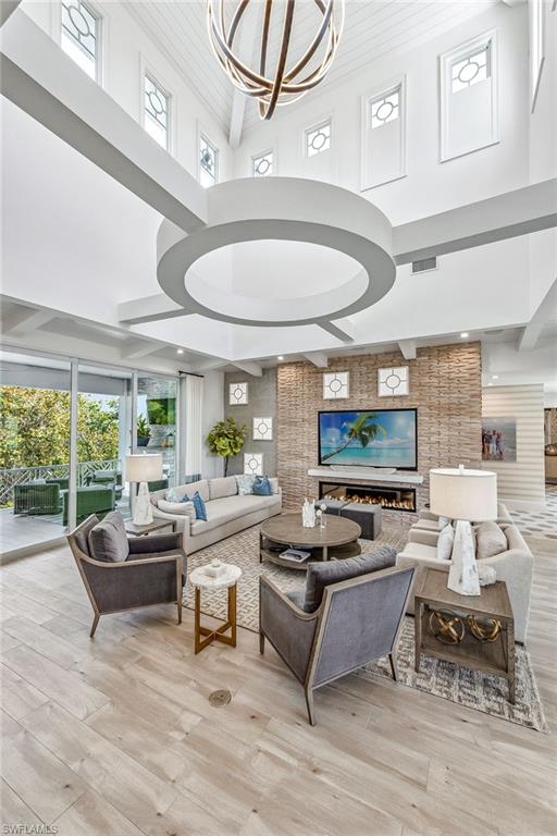 HIDEAWAY BEACH - Residential