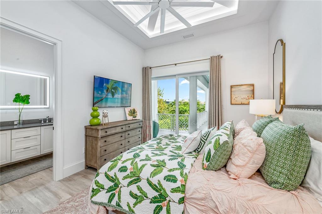 HIDEAWAY BEACH - Residential