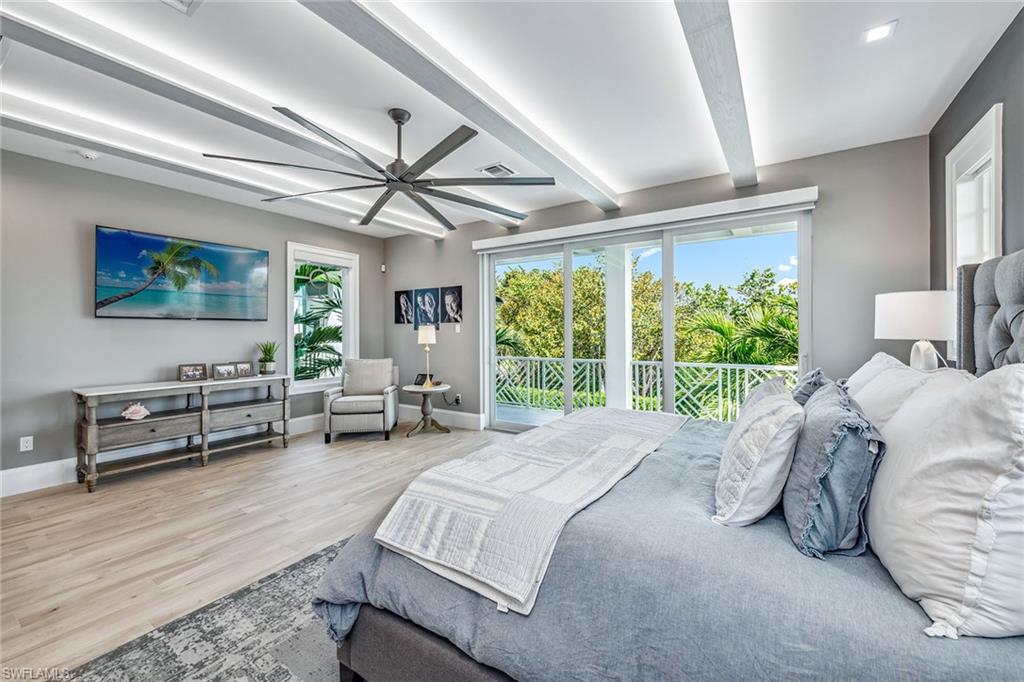 HIDEAWAY BEACH - Residential