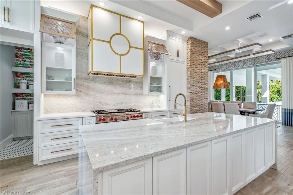 HIDEAWAY BEACH - Residential