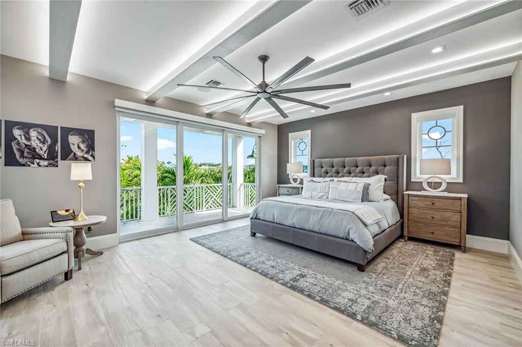 HIDEAWAY BEACH - Residential