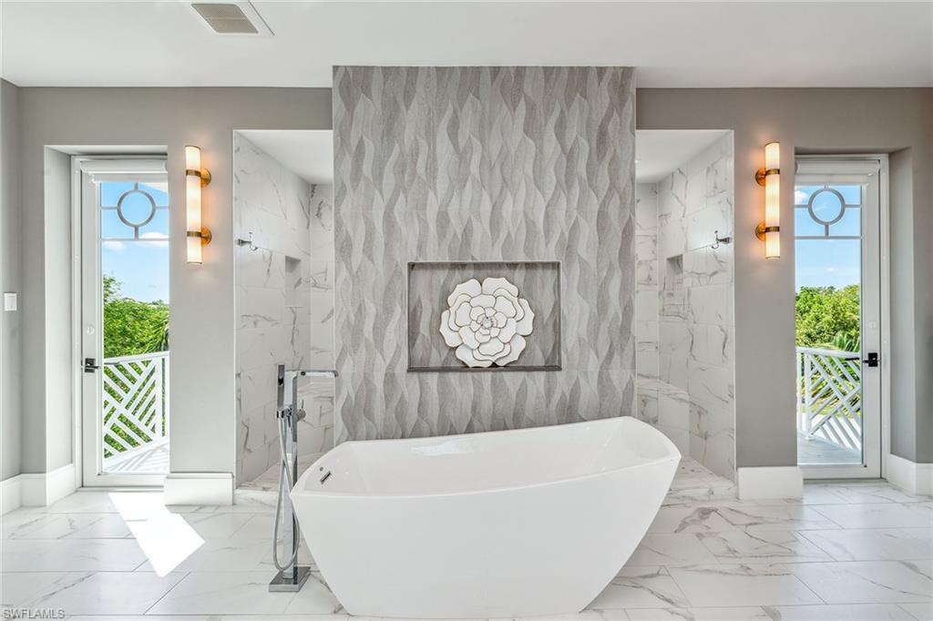 HIDEAWAY BEACH - Residential