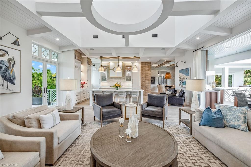 HIDEAWAY BEACH - Residential