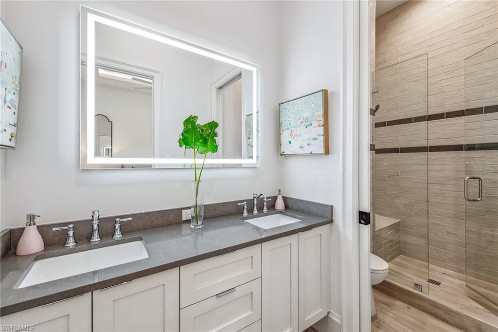 HIDEAWAY BEACH - Residential