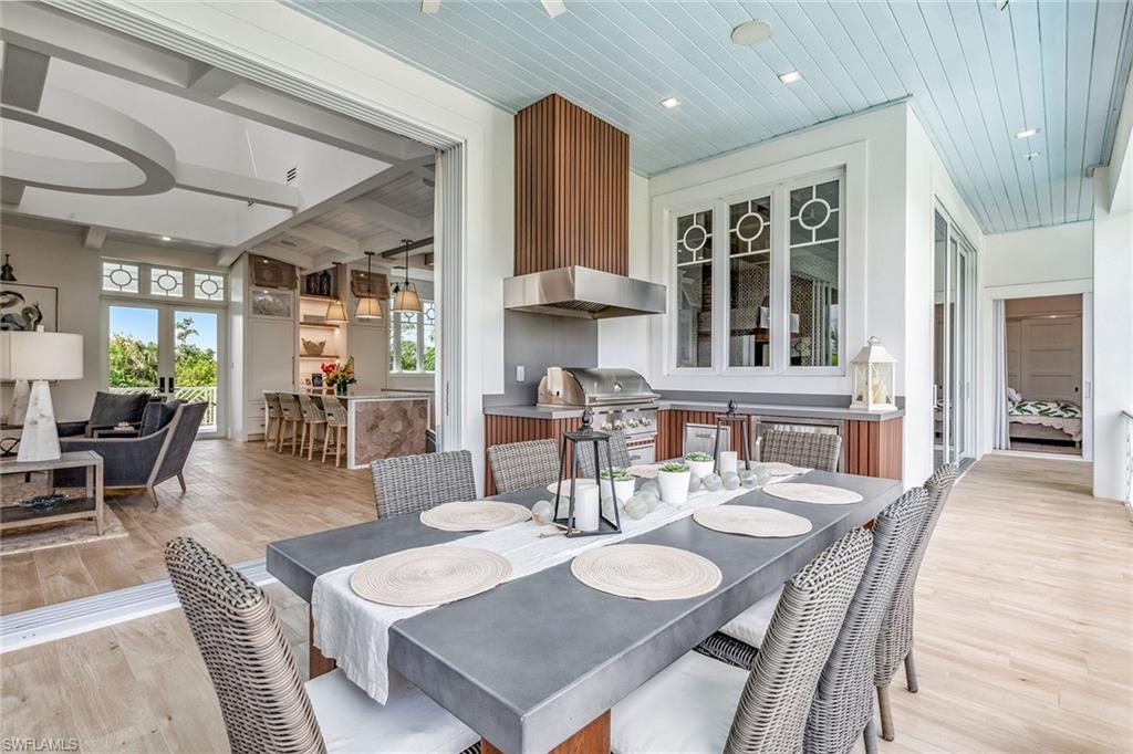 HIDEAWAY BEACH - Residential