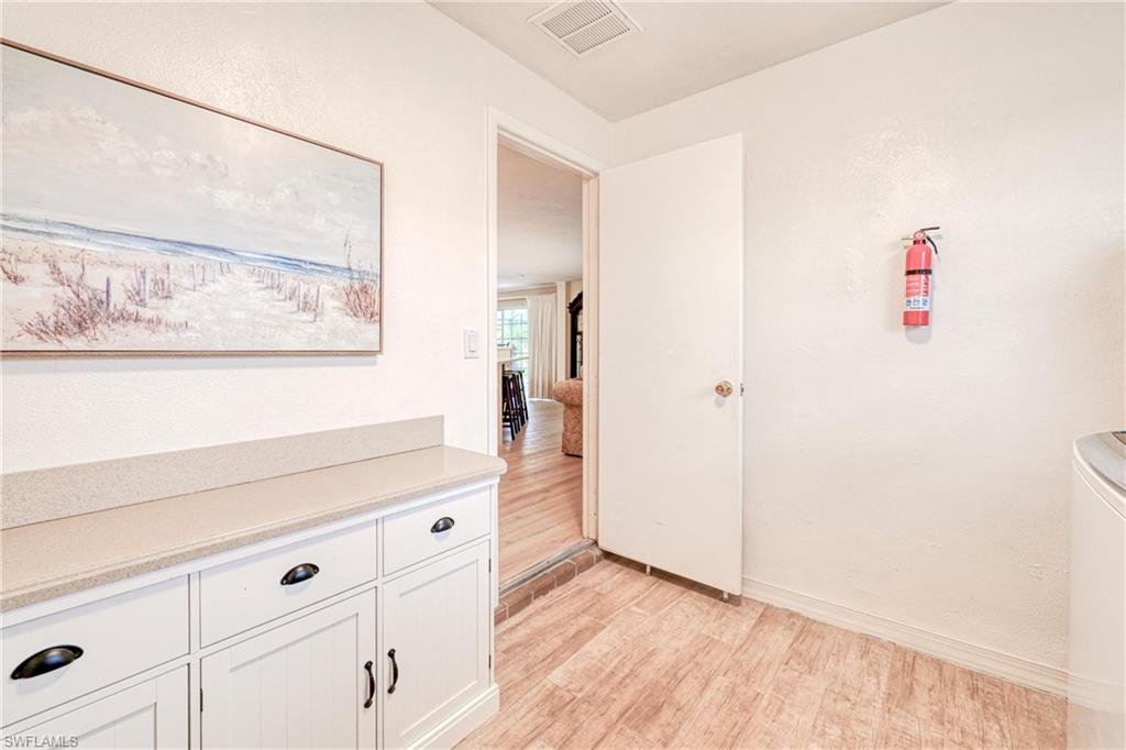 LOCHMOOR - Residential